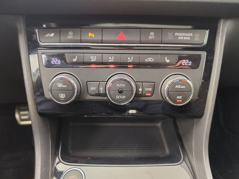 Seat Leon 2.0 TSi/221kW Cupra DSG - fotka 21 z 30