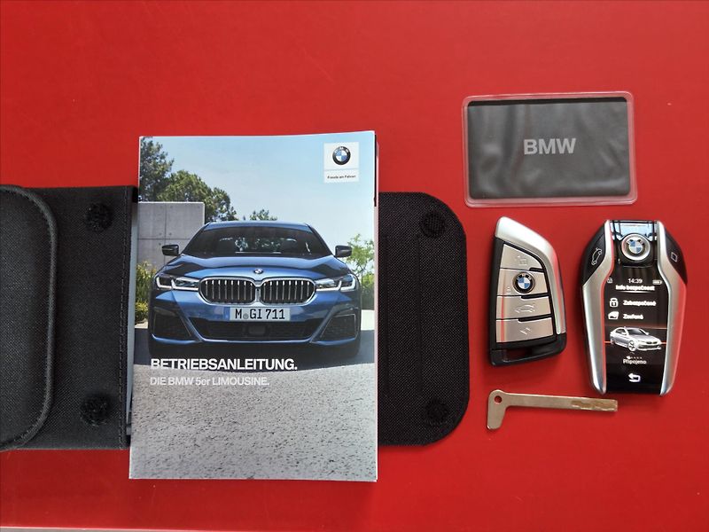 BMW Řada 5 3,0 540i xDrive Luxury Laser H - fotka 7 z 26