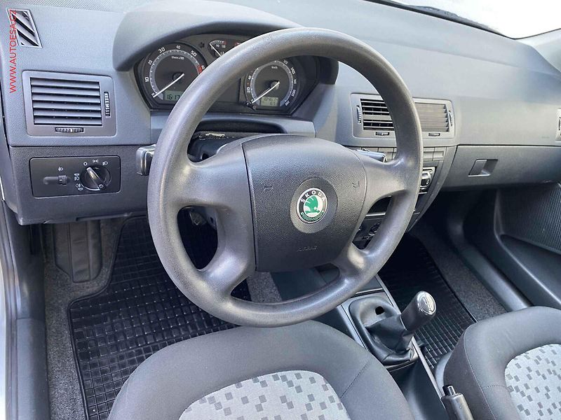 Škoda Fabia (2005) 1.2i, ČR, AC, STK5/28 - fotka 11 z 15