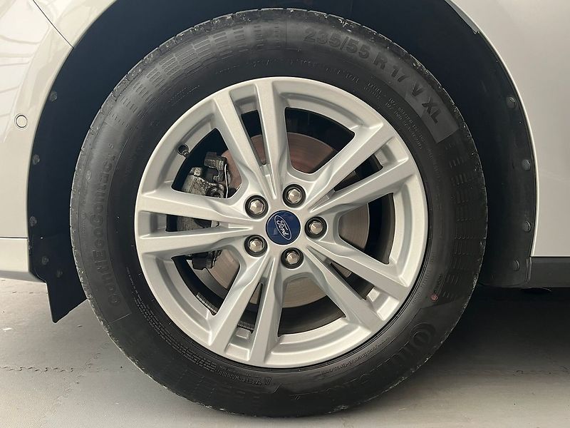 Ford Galaxy 2.5 HEV TITANIUM 7 míst - fotka 48 z 70