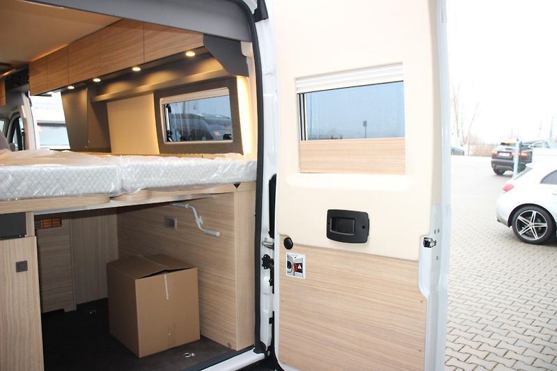 Malibu (2026) Van 640 LE R výprodej  - fotka 11 z 48