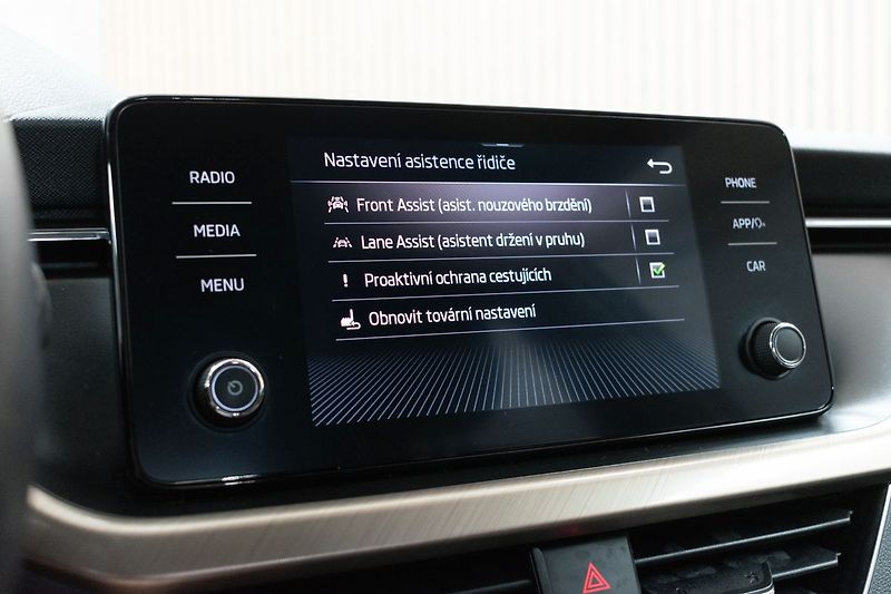 Škoda Kamiq 1.6 TDI STYLE*KESSY*ČR 1.MAJ - fotka 29 z 40