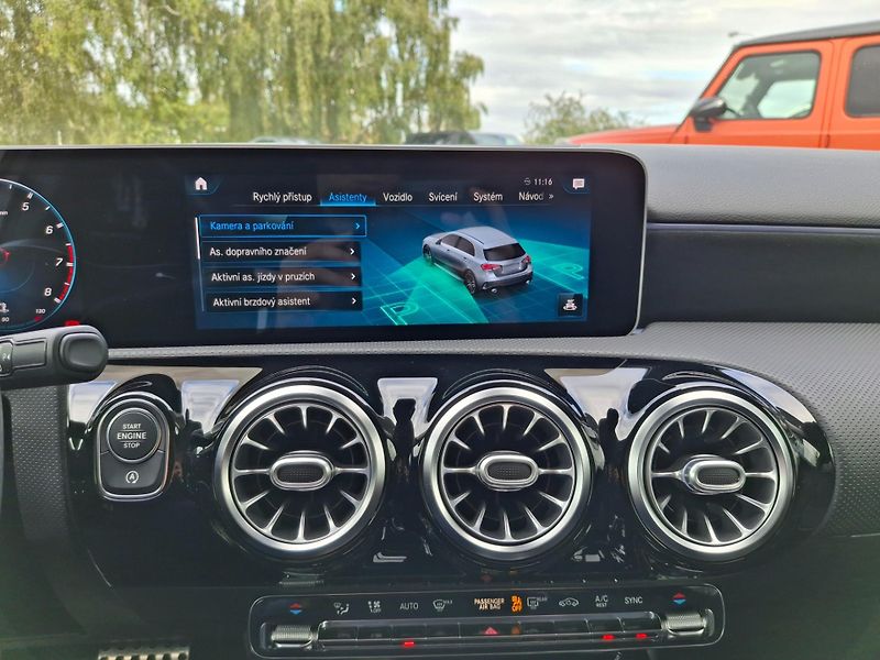 Mercedes-Benz Třídy A (2019) Mercedes-AMG A 35 4MATIC - fotka 18 z 23