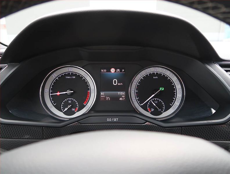 Škoda Superb (2018) Sportline 2.0 TDI - fotka 11 z 25