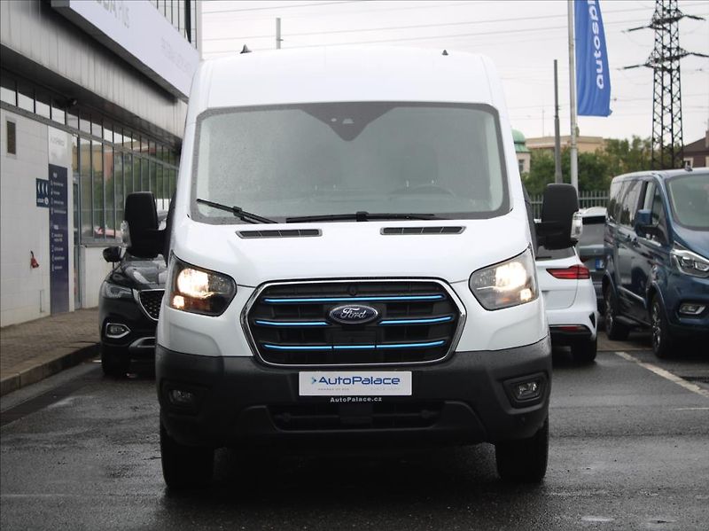 Ford Transit 0,1 68kWh 198kW L3H2 1.maj.ČR - fotka 2 z 18
