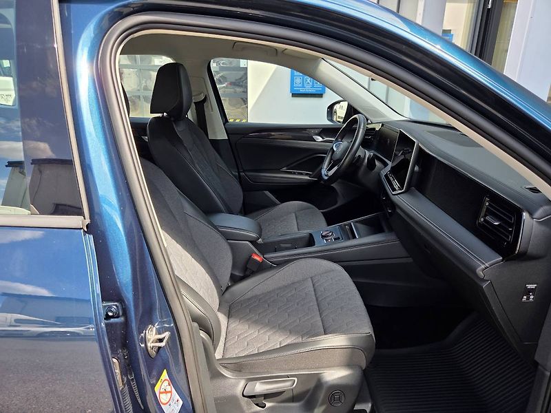 Volkswagen Tiguan (2024) 1.5 eTSI DSG 110kW - fotka 38 z 40