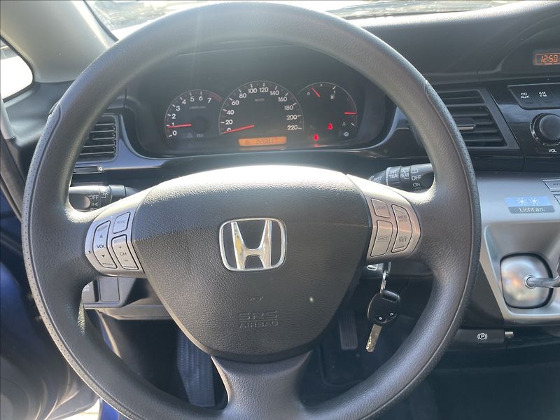 Honda FR-V 2,0 i-VTEC 110kw odp. DPH, po - fotka 16 z 27