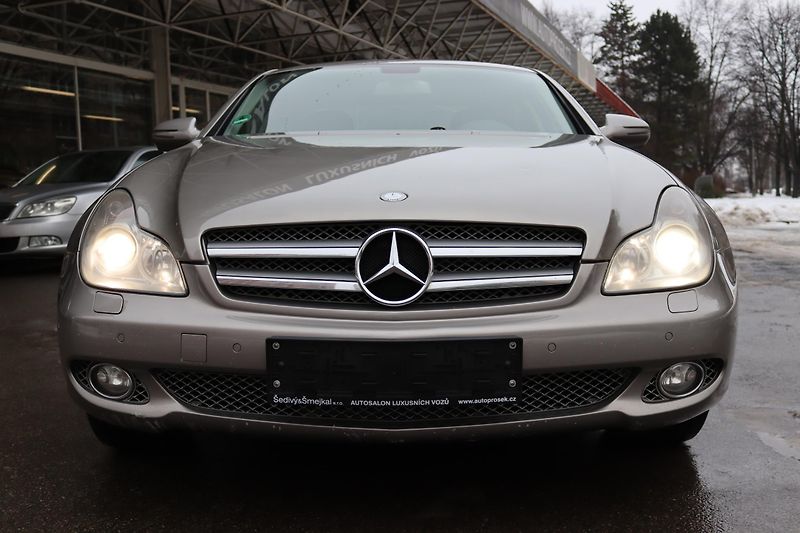 Mercedes-Benz CLS CLS 350 200kW - fotka 3 z 50