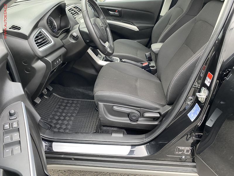 Suzuki S-Cross (2018) 1.4 BJet, Comfort, kamera - fotka 9 z 17
