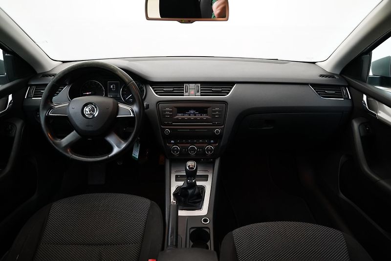 Škoda Octavia - fotka 5 z 24