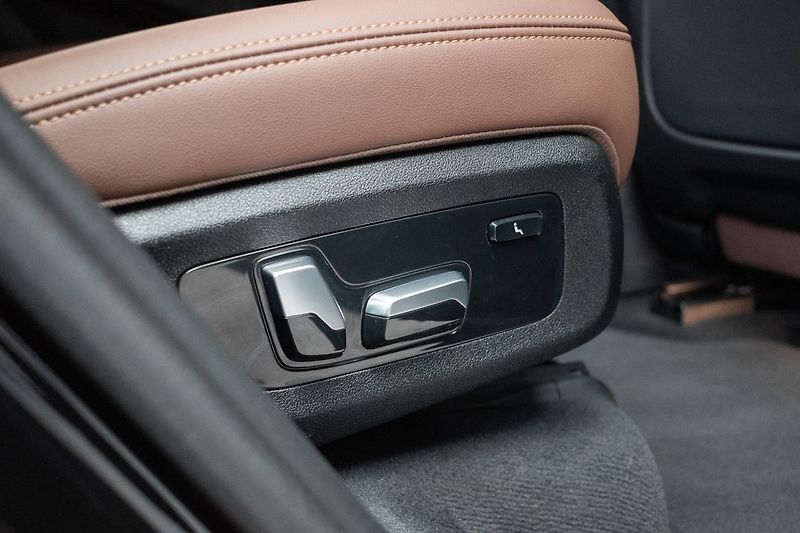 BMW X5 xDrive30d ///M*TAŽNÉ*7.MÍST*ČR - fotka 41 z 51