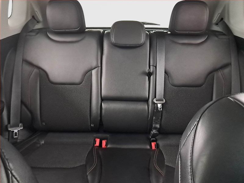 Jeep Compass (2017) 1.4 MultiAir, 4X4, Automat - fotka 10 z 23