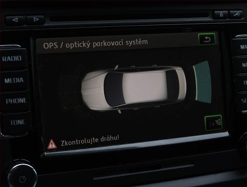 Škoda Superb (2013) Elegance 2.0 TDI, Automat - fotka 20 z 23
