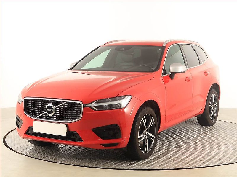 Volvo XC60 (2019) D4, 4X4, Automat, Kůže, Navi - fotka 2 z 19