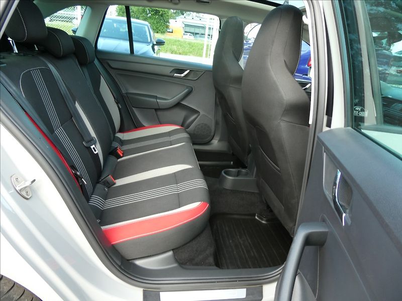 Škoda Rapid 1,2 TSi 77kW MONTE CARLO,2xkol - fotka 30 z 43
