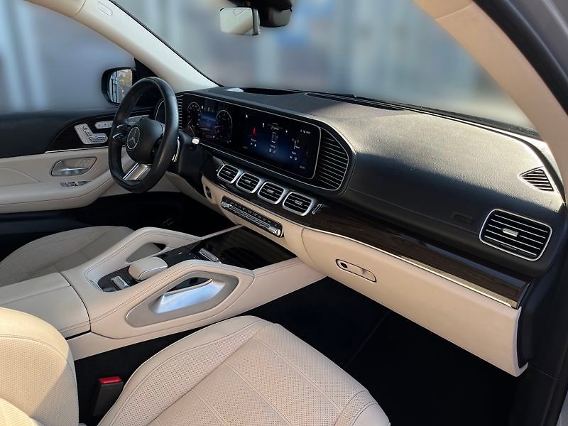 Mercedes-Benz GLS 450 d 4MATIC AMG Night - fotka 15 z 18