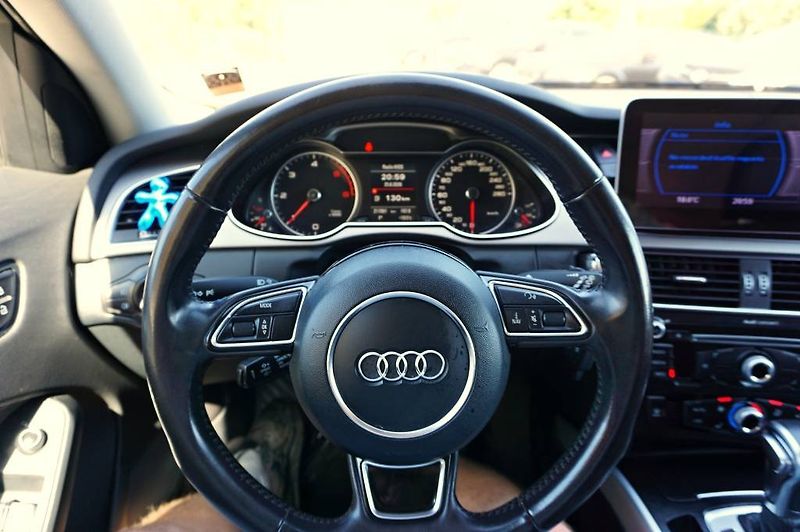 Audi A4 (2013) S-LINE 2,0 TDI 130 kW - fotka 36 z 63