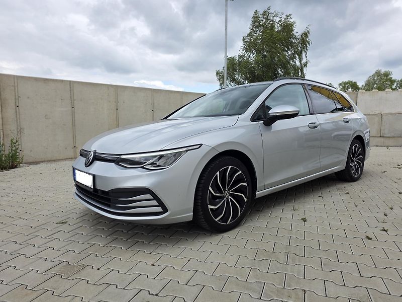 Volkswagen Golf (2021) 2.0 TDI 110 kW 7DSG + tažné - fotka 4 z 8