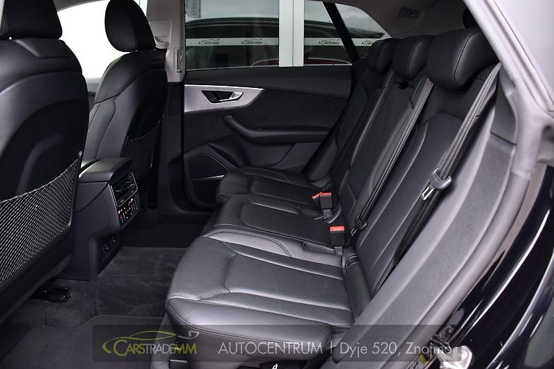 Audi Q8 50 TDI  - fotka 13 z 59