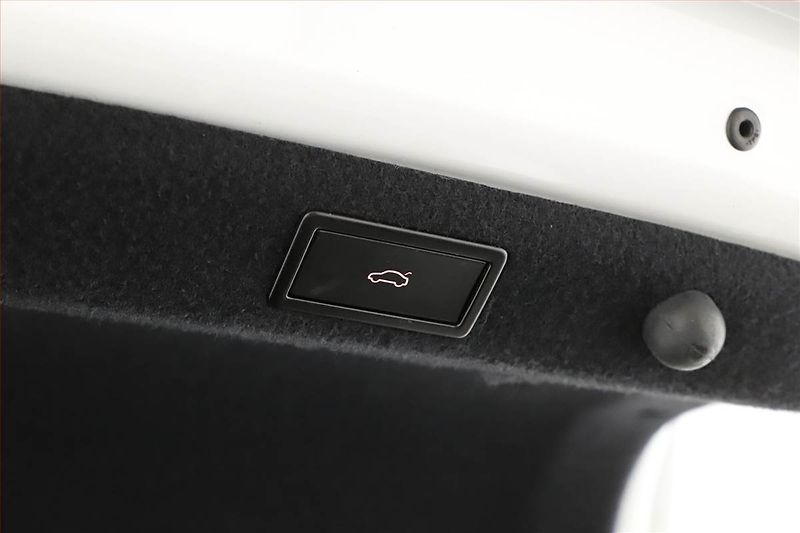 Škoda Superb (2017) 2.0 TDI, Automat, Kůže, Navi - fotka 20 z 20