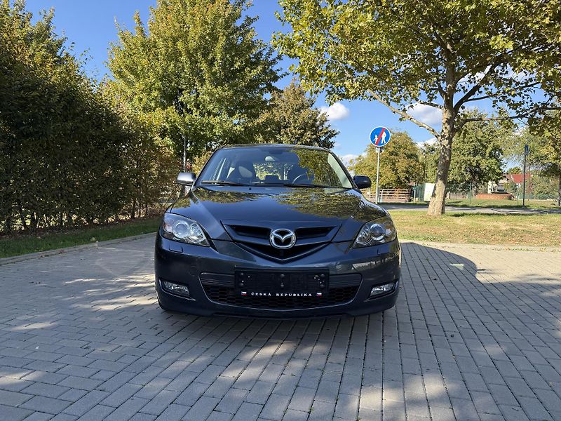 Mazda 3 1.6 Sport Active - fotka 17 z 28