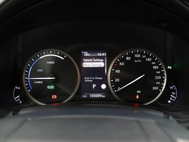 Lexus NX 300h 2,5 145 kW 4WD Prestige - fotka 19 z 33