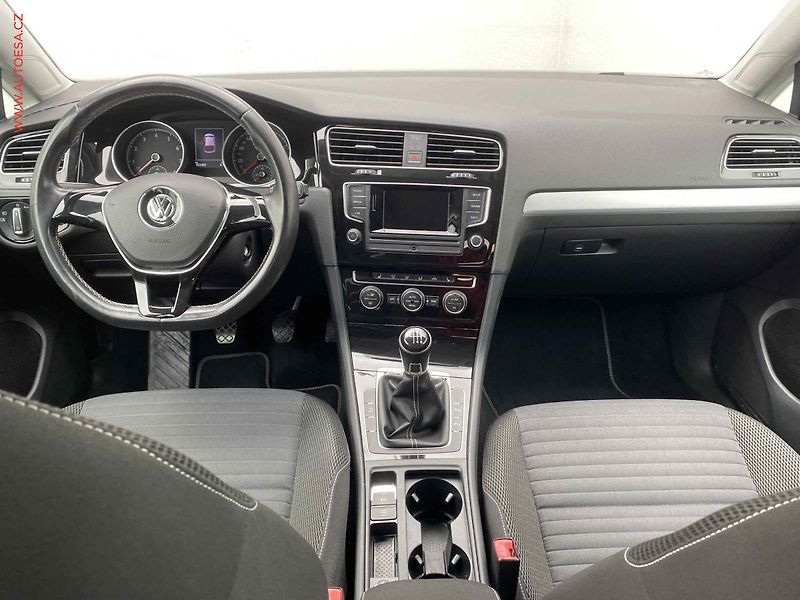 Volkswagen Golf (2014) 1.2 TSi, CUP, výhřev sed - fotka 8 z 16