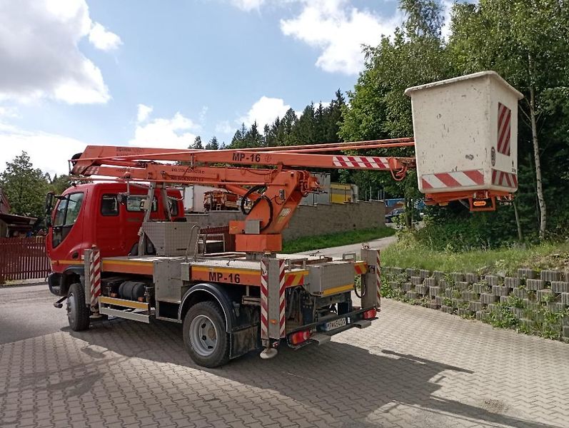 Avia (2012) D120  4x4 montážní plošina - fotka 3 z 14