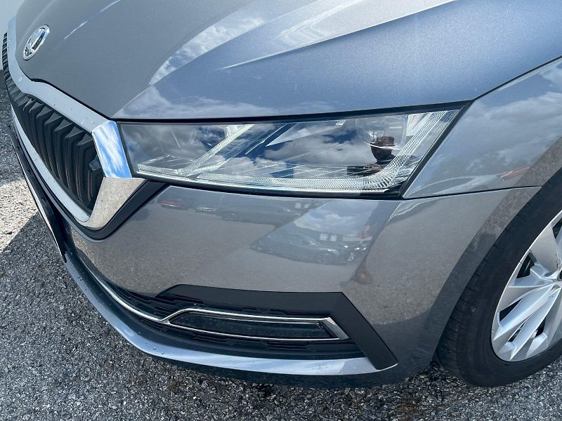 Škoda Octavia (2023) 1.5 TSI 110kW Style - fotka 9 z 28