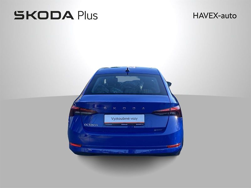 Škoda Octavia (2022) 2.0 TDI Ambition + - fotka 33 z 33