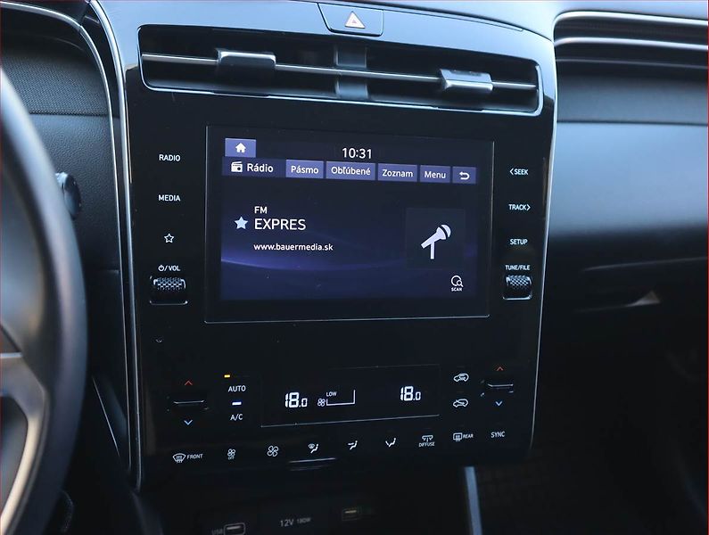 Hyundai Tucson (2021) Family 1.6 T-GDI - fotka 12 z 18