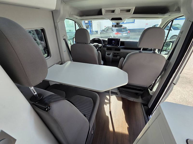 Volkswagen Grand California 2.0 TDI DSG - fotka 30 z 70