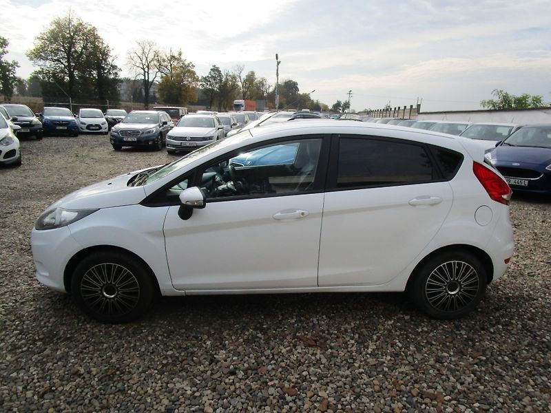 Ford Fiesta 1,2-44KW-NOVÉ ROZVODY+OLEJ - fotka 3 z 13