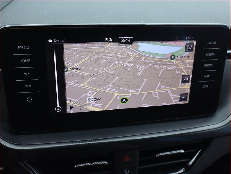 Škoda Kamiq (2020) Style Plus 1.0 TSI, Automat - fotka 16 z 22
