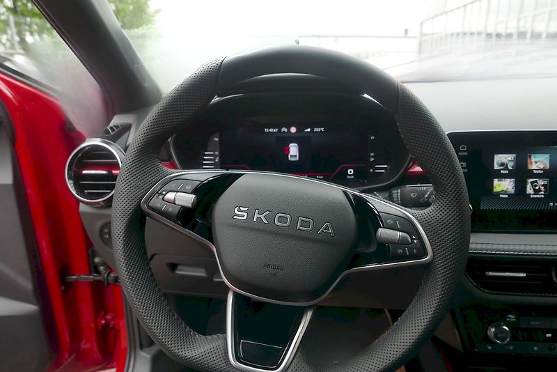 Škoda Fabia (2025) 1.0 TSI 85 kW M6° Monte Carlo - fotka 15 z 32
