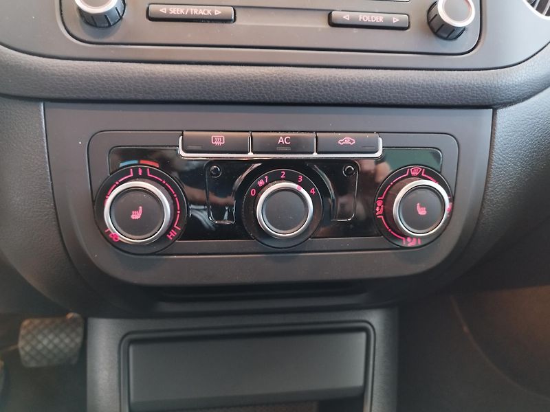 Volkswagen Golf Plus (2011) 1,2TSI,77KW,DSG,ALU,TAŽ,SER.K - fotka 27 z 42