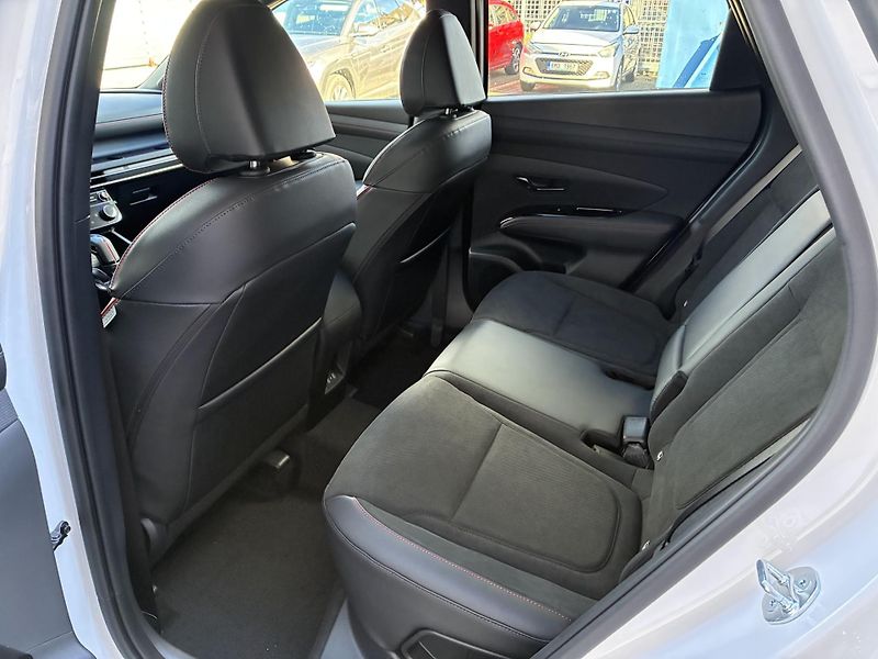 Hyundai Tucson 1,6 T-GDi 110kW DCT N-Line - fotka 22 z 24