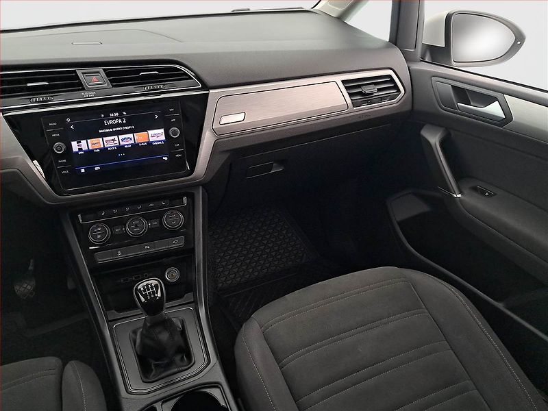 Volkswagen Touran (2020) 2.0 TDI, Serv.kniha, Navi - fotka 8 z 20