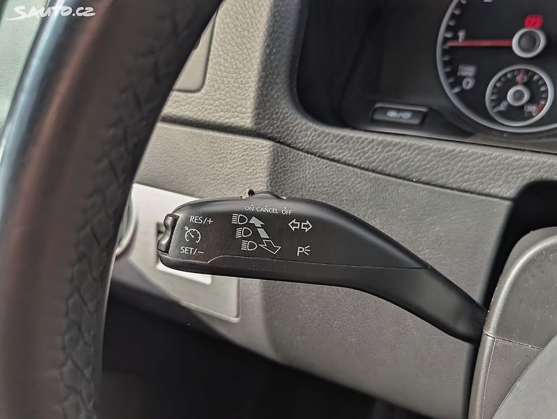 Volkswagen Multivan 2.0 TDi 103kW TEMPOMAT WEBASTO - fotka 15 z 22