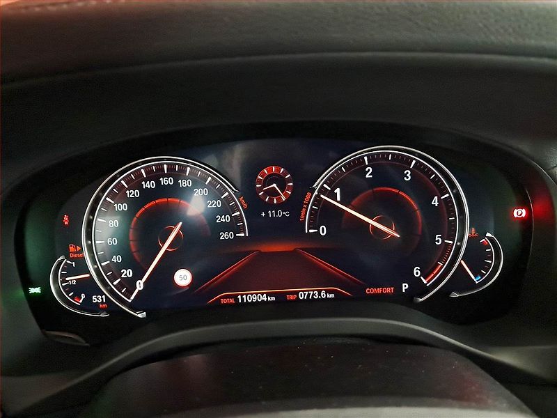 BMW X3 (2018) Luxury line xDrive25d - fotka 11 z 19