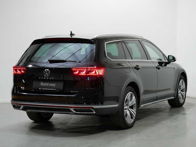 Volkswagen Passat - fotka 2 z 24