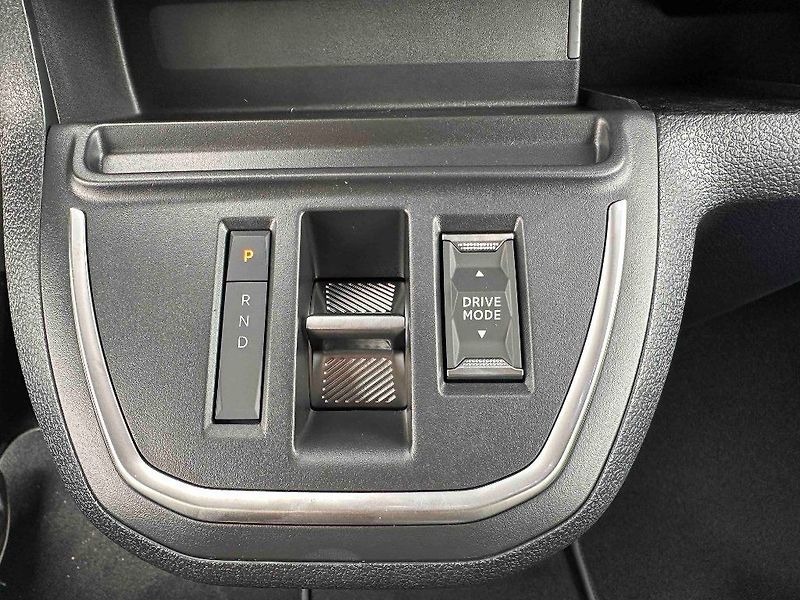 Opel Zafira Elegance 2.2 CDTI 132kW AT8 - fotka 22 z 28
