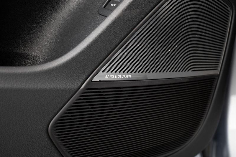 Audi SQ8 4.0 TDI/Bang&Olufsen/360/Pano - fotka 21 z 27