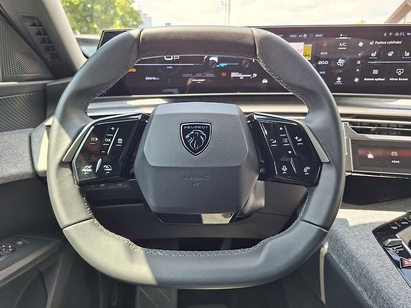 Peugeot 3008 ALLURE HYBRID 145k e-DCS6 - fotka 20 z 29
