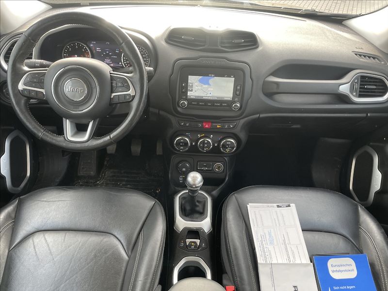 Jeep Renegade 2,0 CRD 103kw 4x4 LIMITED odp. - fotka 12 z 32