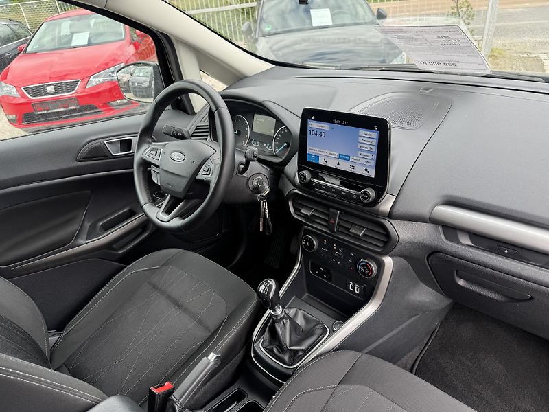Ford EcoSport (2018) 1.0 92KW 1.Majitel REZERVACE! - fotka 35 z 37