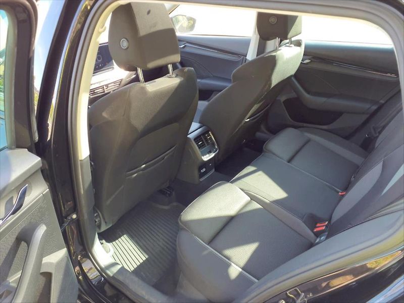 Škoda Octavia 2,0 TDI WEBASTO TAŽNÉ PANORAMA - fotka 7 z 11