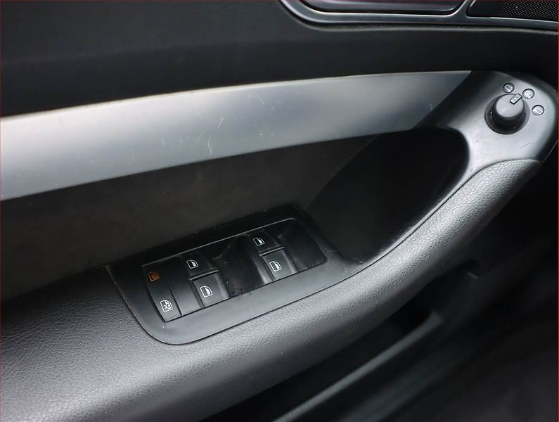 Audi A6 (2007) 2.7 TDI , Automat, Tempomat - fotka 16 z 17