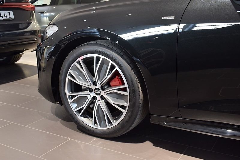 Audi A5 e-hybrid q S-Line Tech+ Matrix - fotka 3 z 7