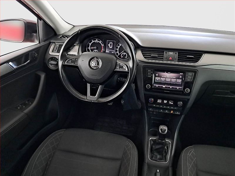 Škoda Rapid (2017) Style Plus 1.0 TSI, Serv.kniha - fotka 7 z 17